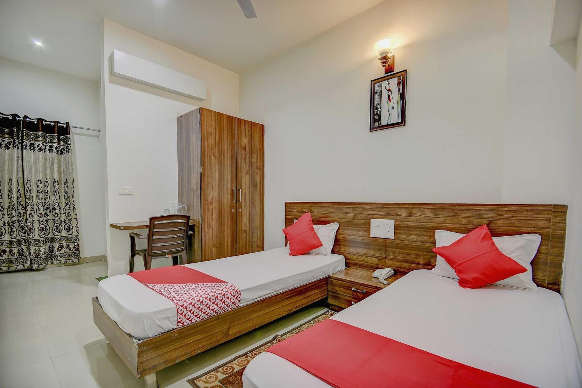 Hotel O Plus Corporate One Khapa  Екстериор снимка