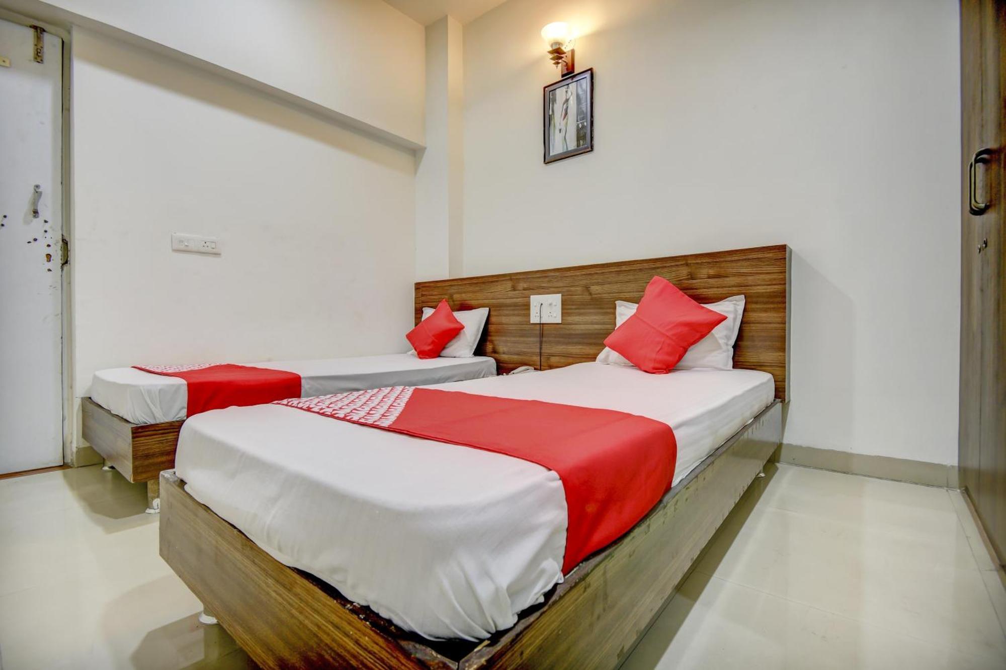 Hotel O Plus Corporate One Khapa  Екстериор снимка