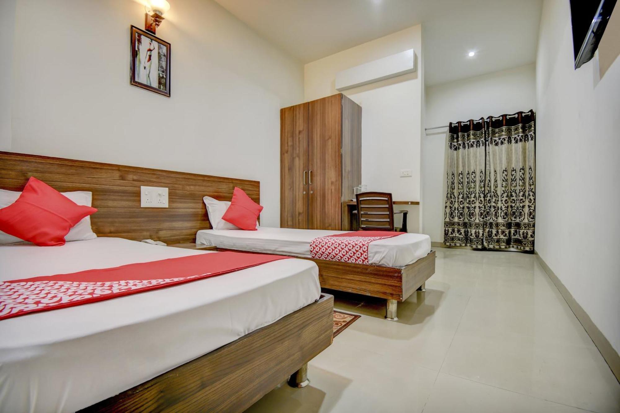 Hotel O Plus Corporate One Khapa  Екстериор снимка